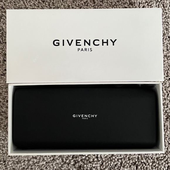 GIVENCHY SUNGLASSES GV 7137/S - Picture 4 of 5